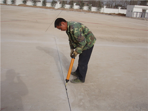 PTN材料應用于西寶高速服務(wù)區(qū)底板伸縮縫